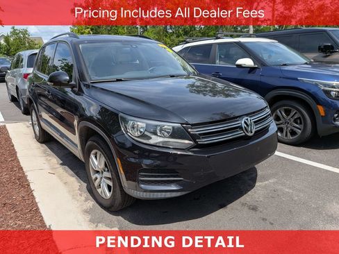 Used 2017 Volkswagen Tiguan S FWD image 1