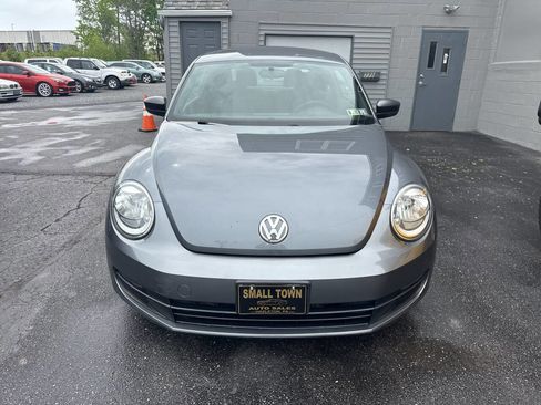 Used 2013 Volkswagen Beetle 2.5 FWD image 2