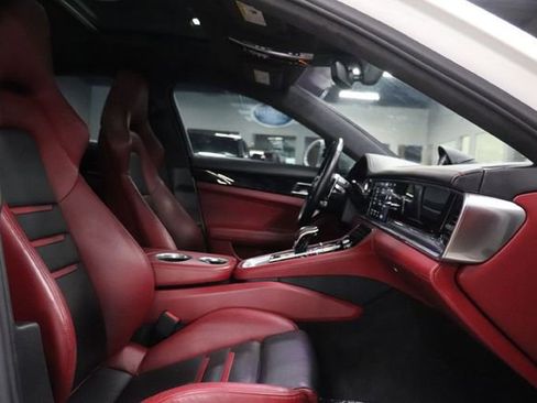 Used 2019 Porsche Panamera GTS AWD/4WD image 24