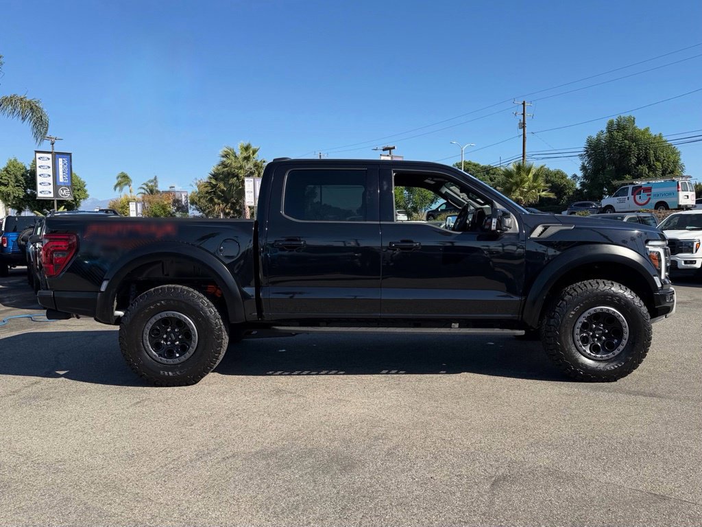 Used 2025 Ford F150 Raptor AWD/4WD image 9