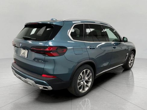 New 2026 BMW X5 xDrive50e image 3