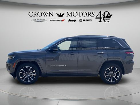 Used 2022 Jeep Grand Cherokee Overland AWD/4WD image 8