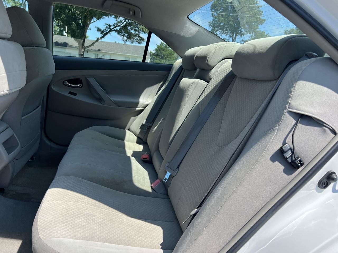 Used 2009 Toyota Camry FWD image 25