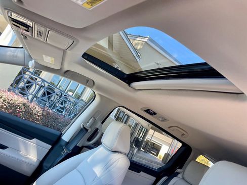 Used 2025 Honda Odyssey EX-L image 17