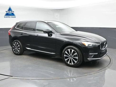 Used 2023 Volvo XC60 B5 Plus AWD/4WD image 1