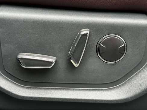 Certified 2023 Ford Expedition Limited image 17