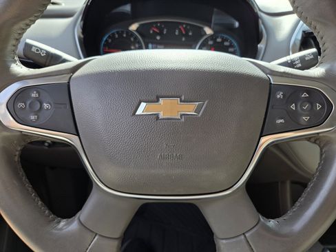 Used 2018 Chevrolet Traverse LT FWD image 33