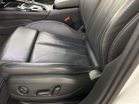 Used 2023 Audi A4 2.0T Prestige w/ Prestige Package image 6