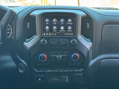 Used 2020 Chevrolet Silverado 2500 LTZ w/ LTZ Texas Edition image 27