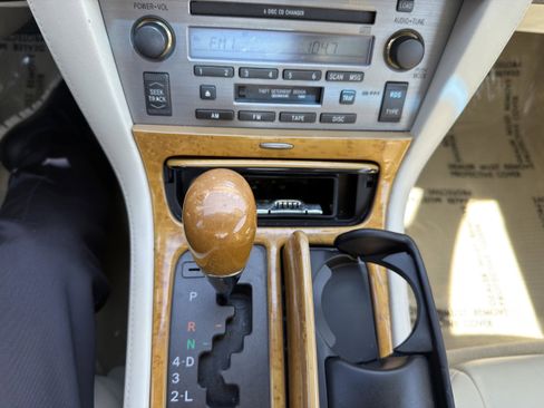 Used 2003 Lexus SC 430 Convertible RWD image 26