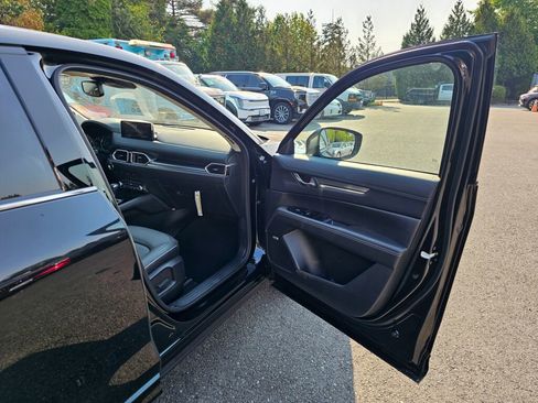 New 2025 MAZDA CX-5 AWD 2.5 S w/ Premium Plus Pkg image 29