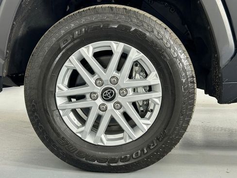 Used 2023 Toyota Tundra SR5 w/ SR5 Premium Package AWD/4WD image 35