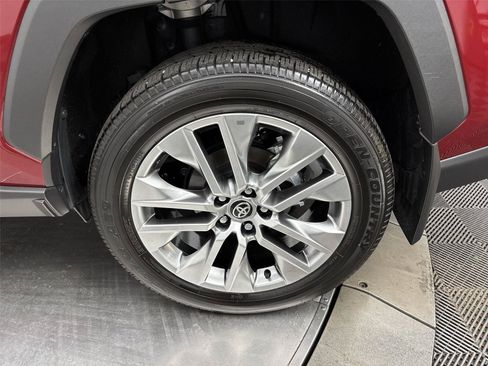 Used 2025 Toyota RAV4 Limited w/ Advanced Technology Package AWD/4WD image 27
