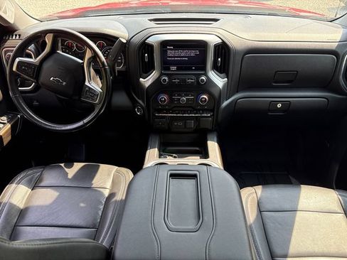 Used 2019 Chevrolet Silverado 1500 LT Trail Boss AWD/4WD image 19