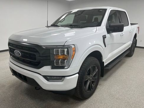 Used 2022 Ford F150 XLT w/ Equipment Group 302A High AWD/4WD image 4