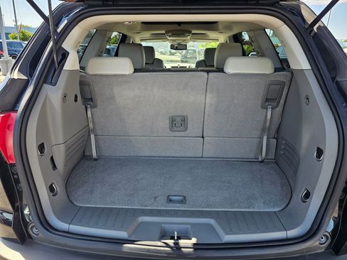 Used 2012 Chevrolet Traverse LT w/ LPO, 'HIT The Road' Package AWD/4WD image 28