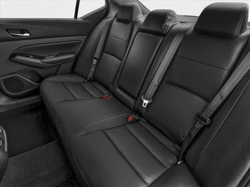 New 2025 Nissan Altima 2.5 SL image 9