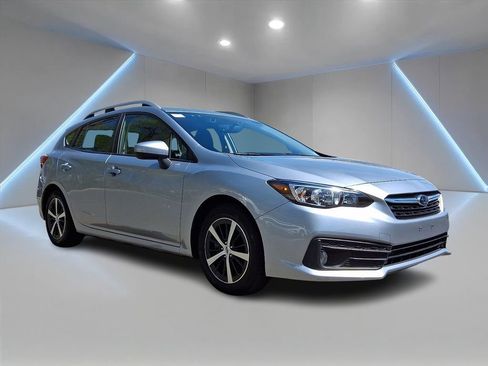 Used 2023 Subaru Impreza 2.0i Premium AWD/4WD image 3