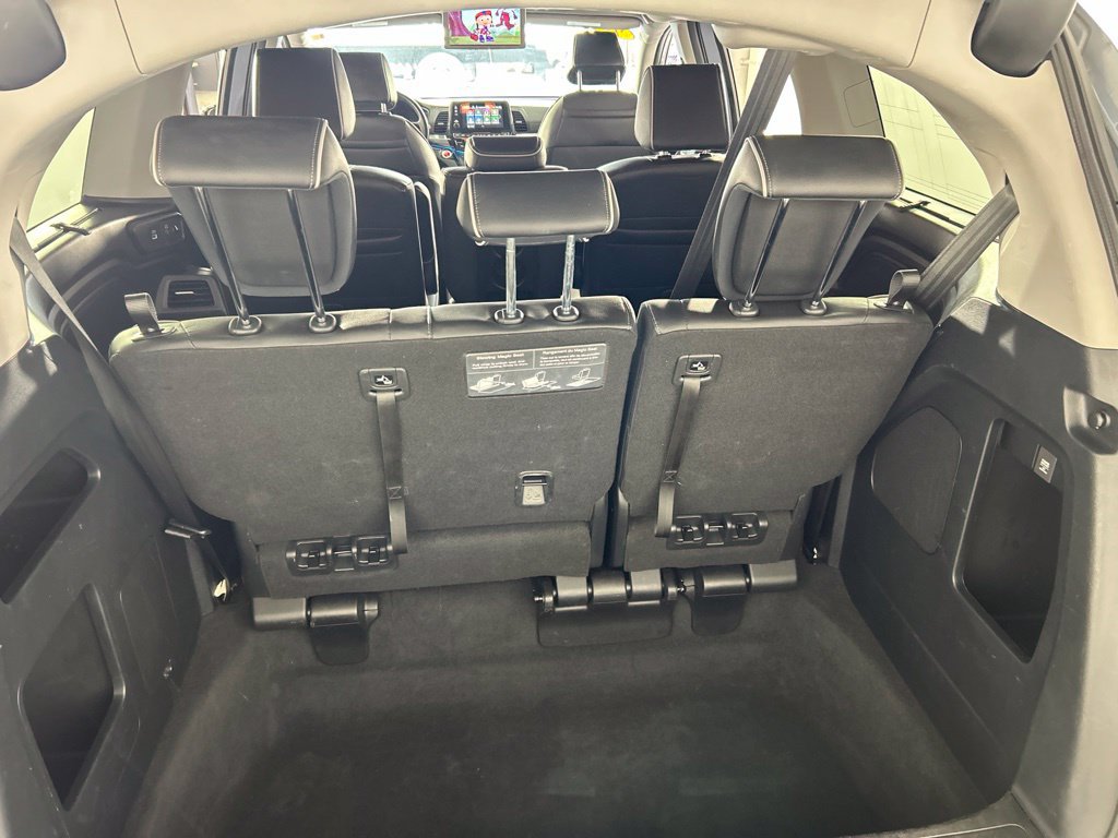 Used 2023 Honda Odyssey Elite image 32