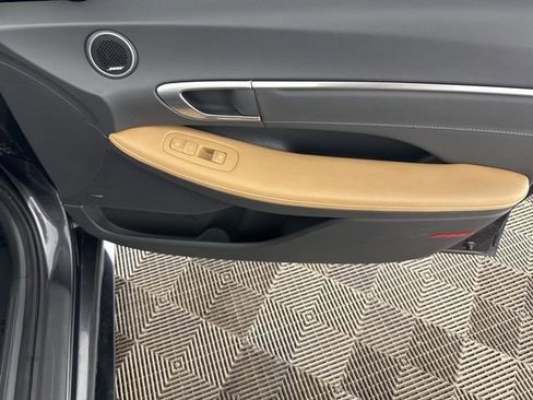 Used 2021 Hyundai Sonata Limited image 21