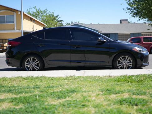 Used 2018 Hyundai Elantra SEL FWD image 14