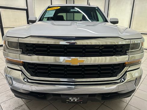 Used 2018 Chevrolet Silverado 1500 LT w/ All Star Edition image 16