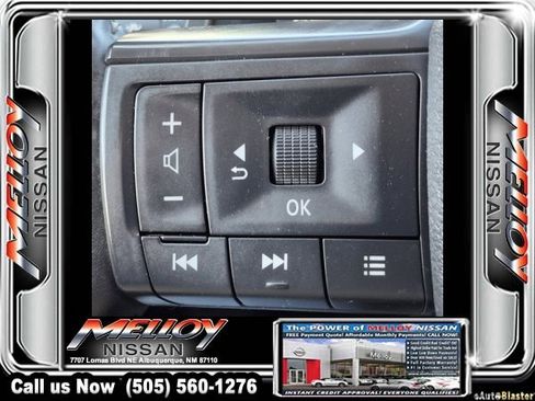 Used 2025 Nissan Rogue SV image 12