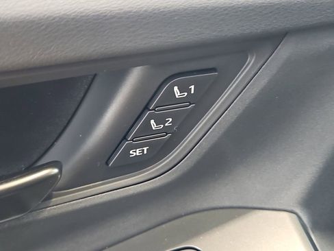 New 2026 Toyota C-HR AWD/4WD image 11