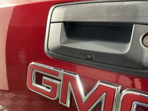 Used 2018 GMC Sierra 2500 Denali w/ Duramax Plus Package AWD/4WD image 8