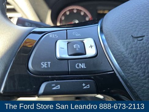 Used 2022 Volkswagen Passat 2.0T SE image 21