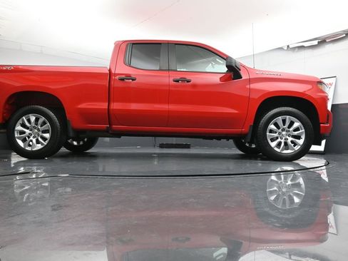 Used 2020 Chevrolet Silverado 1500 Custom w/ Custom Value Package image 38