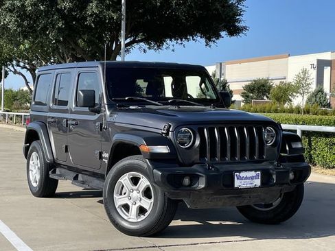 Used 2020 Jeep Wrangler Unlimited Sport S AWD/4WD image 2