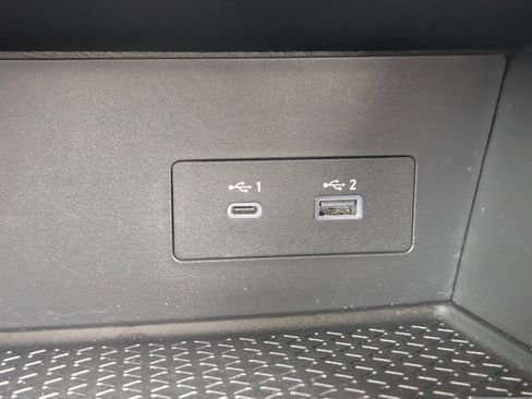 Used 2024 Nissan Pathfinder SV FWD image 24