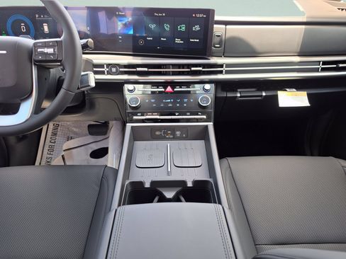 New 2026 Hyundai Santa Fe SEL FWD image 18
