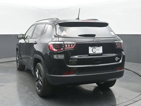 New 2026 Jeep Compass Limited w/ Sun, Sound & Navigation Group AWD/4WD image 4