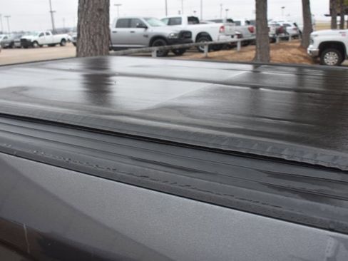 Used 2019 Ford F150 Lariat image 4