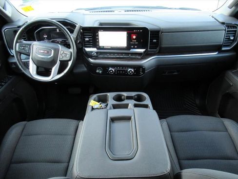 Used 2022 GMC Sierra 1500 Elevation image 13