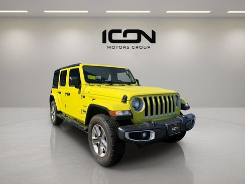 Used 2023 Jeep Wrangler Unlimited Sahara w/ Cold Weather Group AWD/4WD image 7