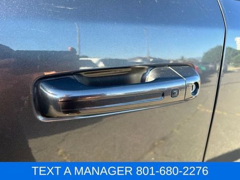 Used 2023 RAM 1500 Laramie AWD/4WD image 14