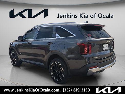 New 2026 Kia Sorento EX AWD/4WD image 5