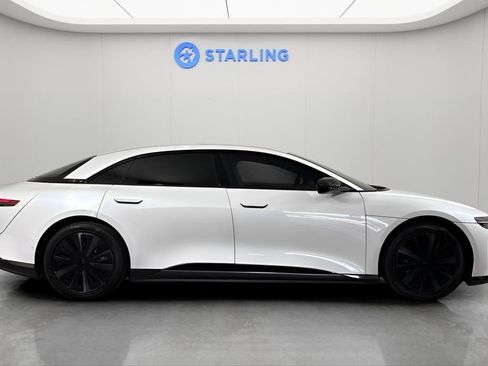 Used 2024 Lucid Air Pure image 11