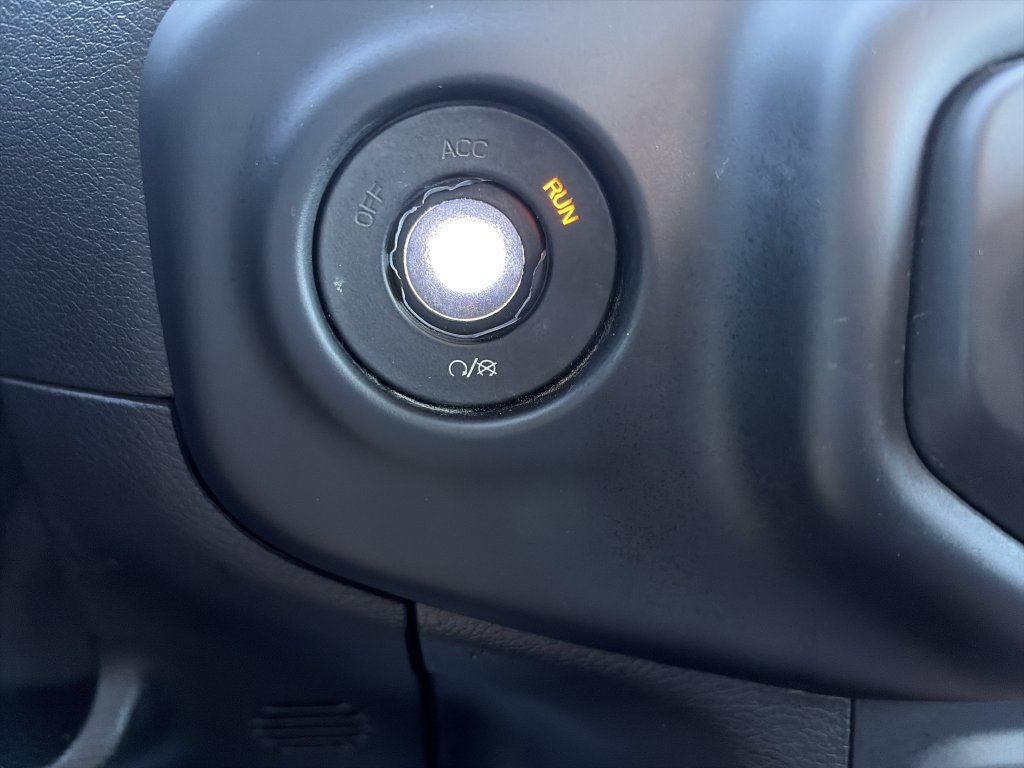 Used 2020 Jeep Wrangler Sport AWD/4WD image 25
