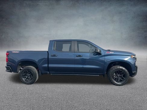 Used 2020 Chevrolet Silverado 1500 LT Trail Boss image 2