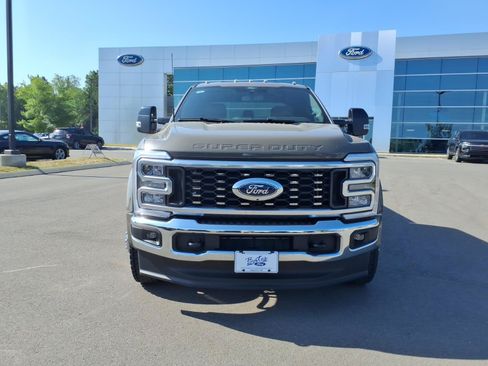 Used 2026 Ford F450 Lariat AWD/4WD image 8