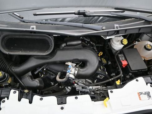 Used 2019 Ford Transit 250 130 Low Roof image 12