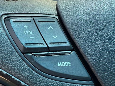 Used 2013 Hyundai Sonata GLS w/ Popular Equipment Pkg FWD image 17