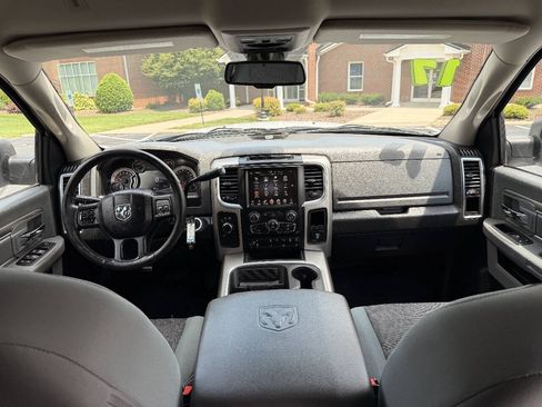 Used 2017 RAM 2500 Big Horn w/ Sport Appearance Group AWD/4WD image 24