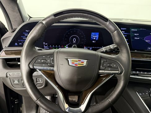 Used 2024 Cadillac Escalade Sport Platinum w/ LPO, ONYX Package AWD/4WD image 26
