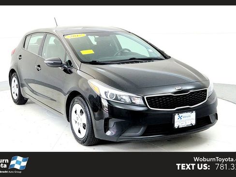 Used 2017 Kia Forte LX FWD image 1