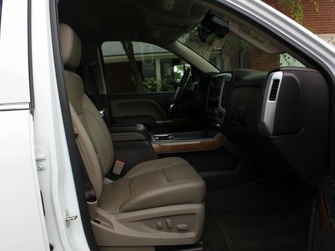 Used 2017 GMC Sierra 1500 SLT image 17